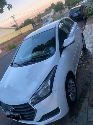 HYUNDAI HB20 1.0 COMFORT 12V FLEX 4P MANUAL HYUNDAI HB20 1.0 COMFORT 12V FLEX 4P MANUAL